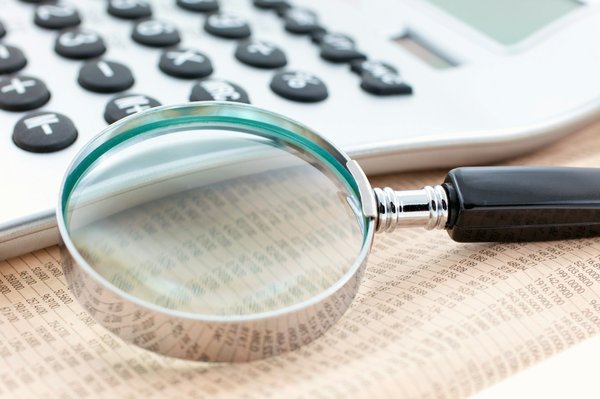 Les loupes électroniques, un outil essentiel pour les personnes malvoyantes