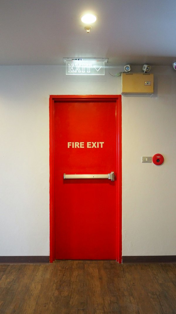 Top features of fire doors for enhanced safety and compliance